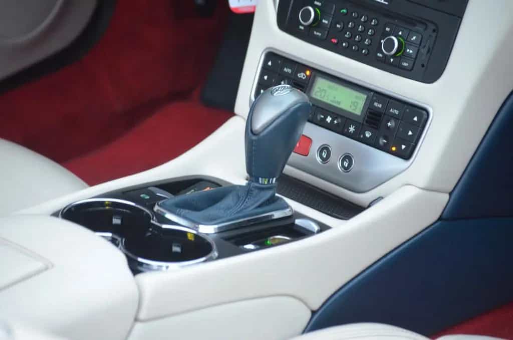 Maserati GranCabrio 4.7 V8 Sport Automatik 09/2013-photo-24
