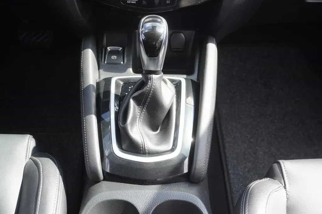 Nissan Qashqai 1.2 DIG-T XTronic LED Panorama 360° Navi 08/2018-photo-12