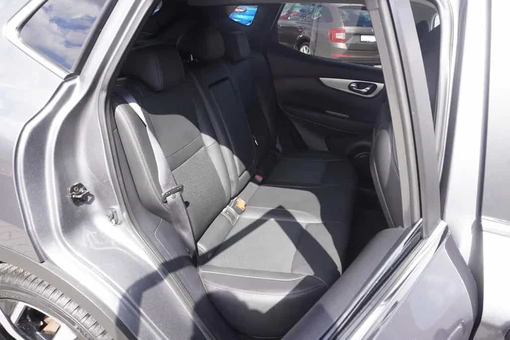 Nissan Qashqai 1.2 DIG-T XTronic LED Panorama 360° Navi 08/2018-photo-19
