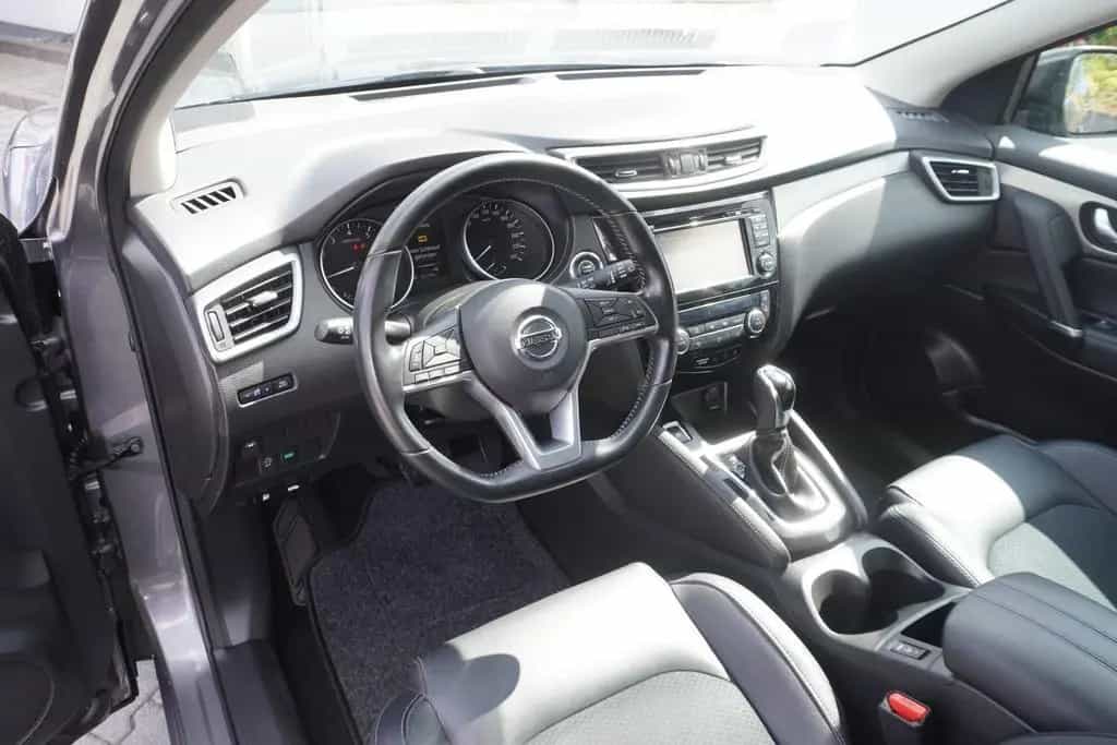 Nissan Qashqai 1.2 DIG-T XTronic LED Panorama 360° Navi 08/2018-photo-7