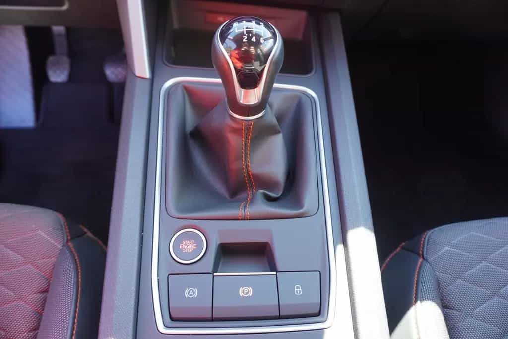 Seat Leon 1.5TSI FR LED Navi ACC Kamera FullLink 08/2020-photo-19