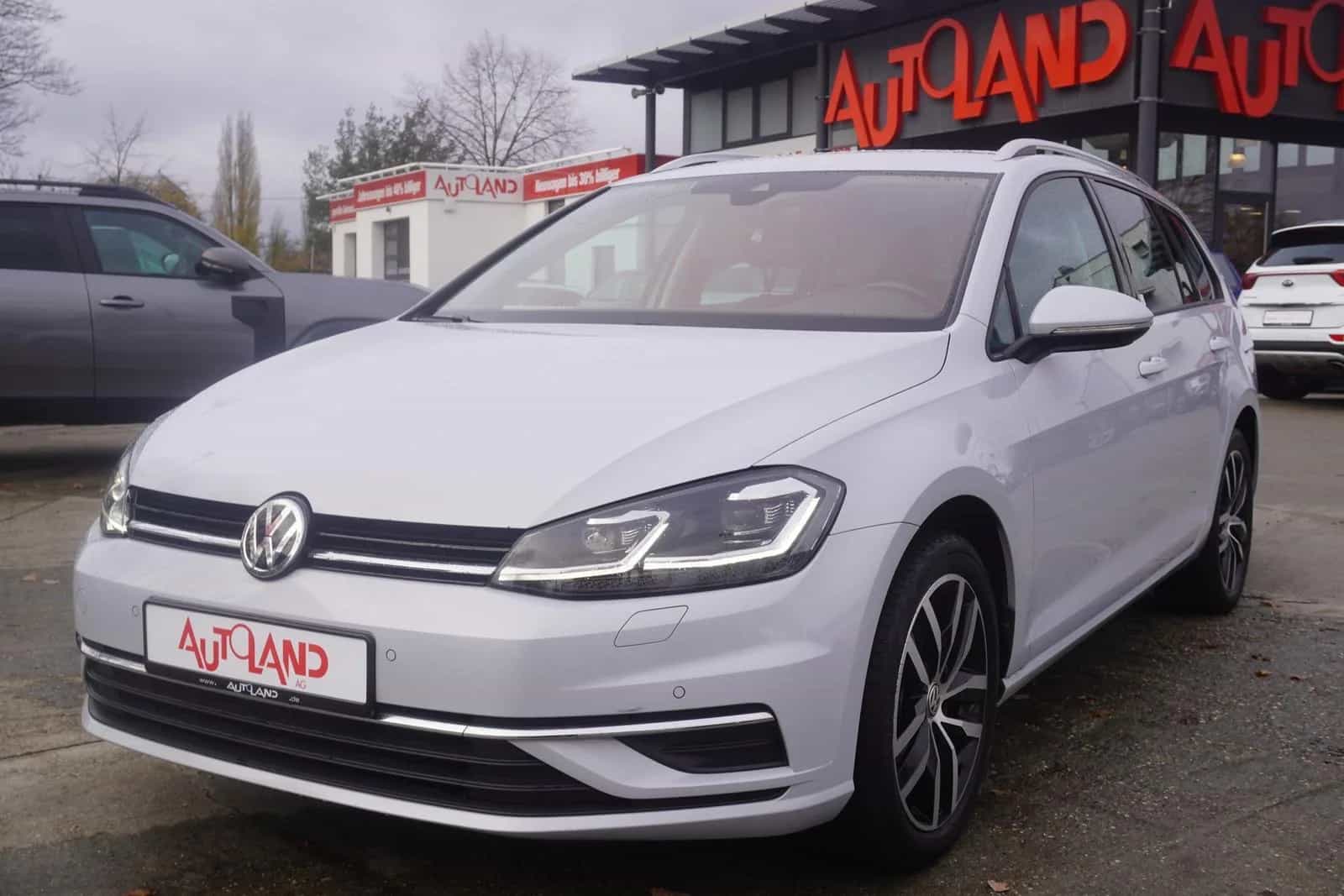 Volkswagen Golf 07/2016-photo-1