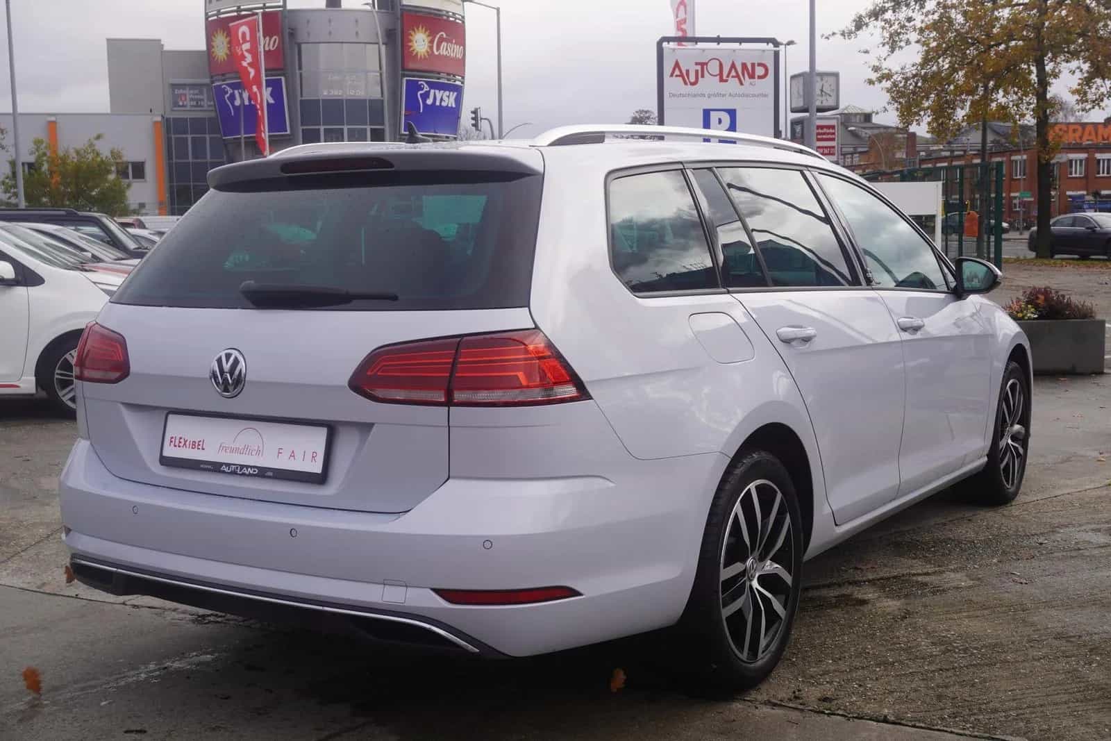 Volkswagen Golf 07/2016-photo-5