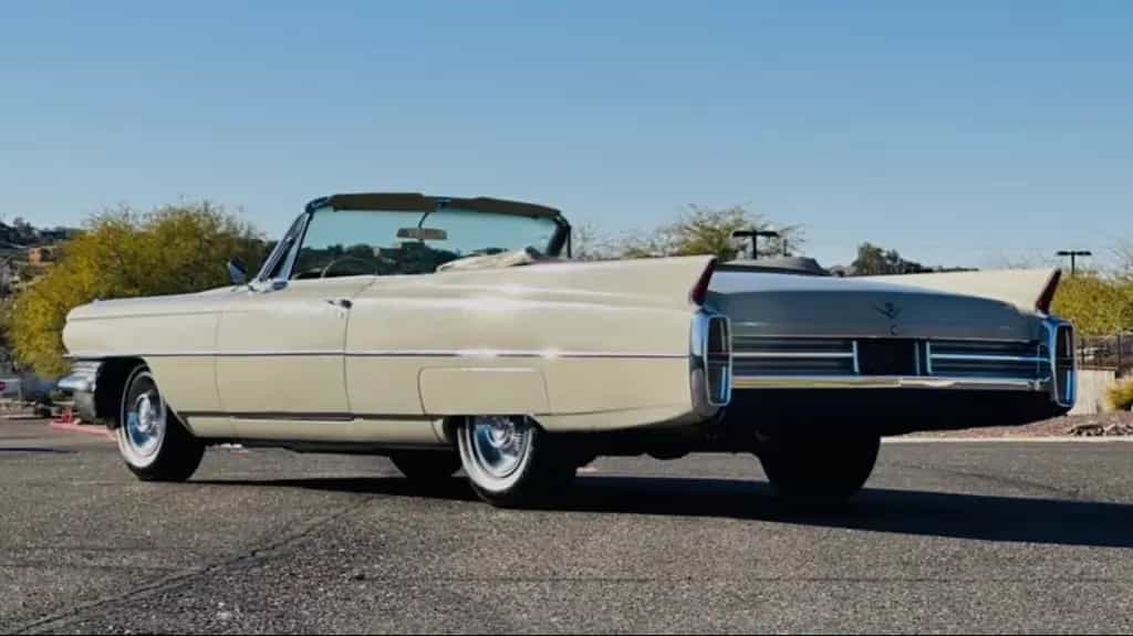 Cadillac Deville Convertible 07/1963-photo-1