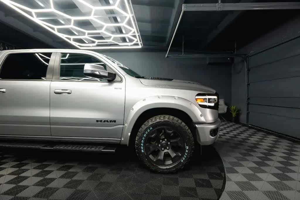 Dodge RAM 5.7 V8 HEMI 4x4 Offroad Night Limited 19% 12/2020-photo-10