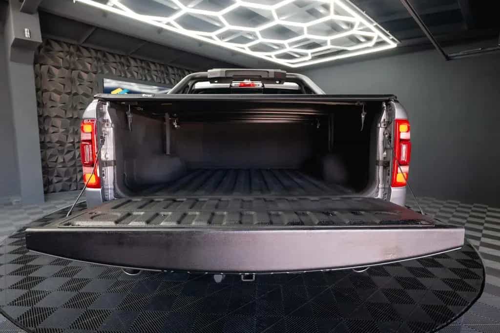 Dodge RAM 5.7 V8 HEMI 4x4 Offroad Night Limited 19% 12/2020-photo-14