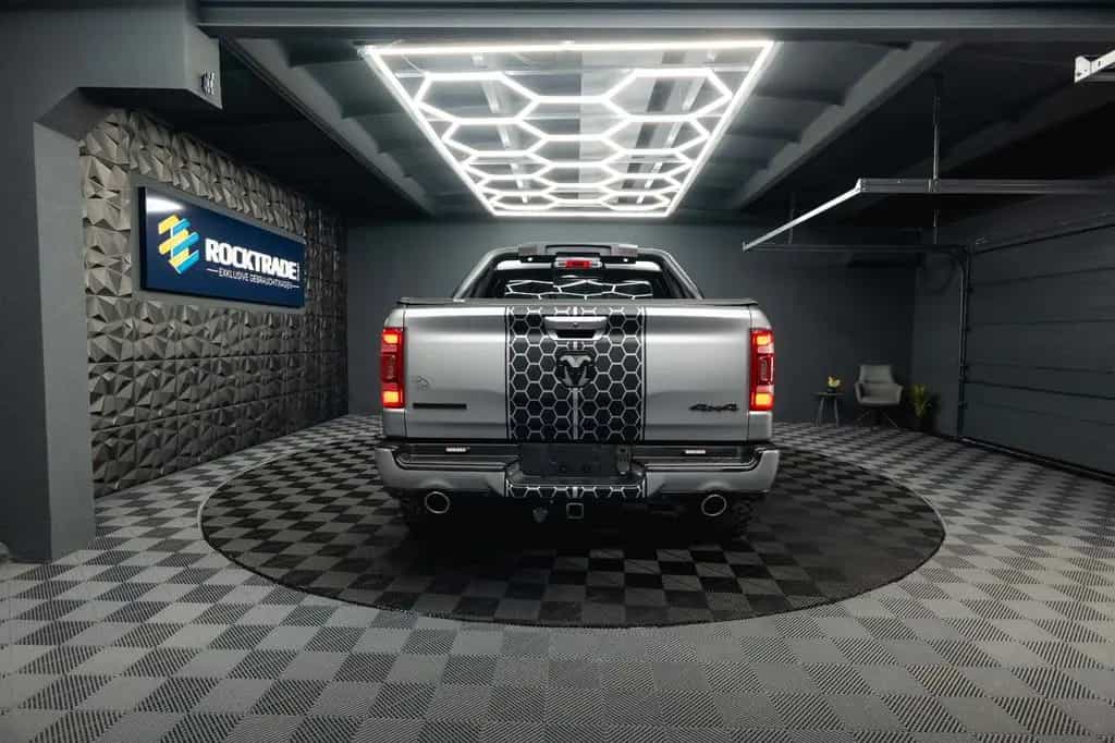 Dodge RAM 5.7 V8 HEMI 4x4 Offroad Night Limited 19% 12/2020-photo-15