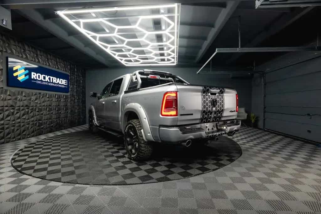 Dodge RAM 5.7 V8 HEMI 4x4 Offroad Night Limited 19% 12/2020-photo-16