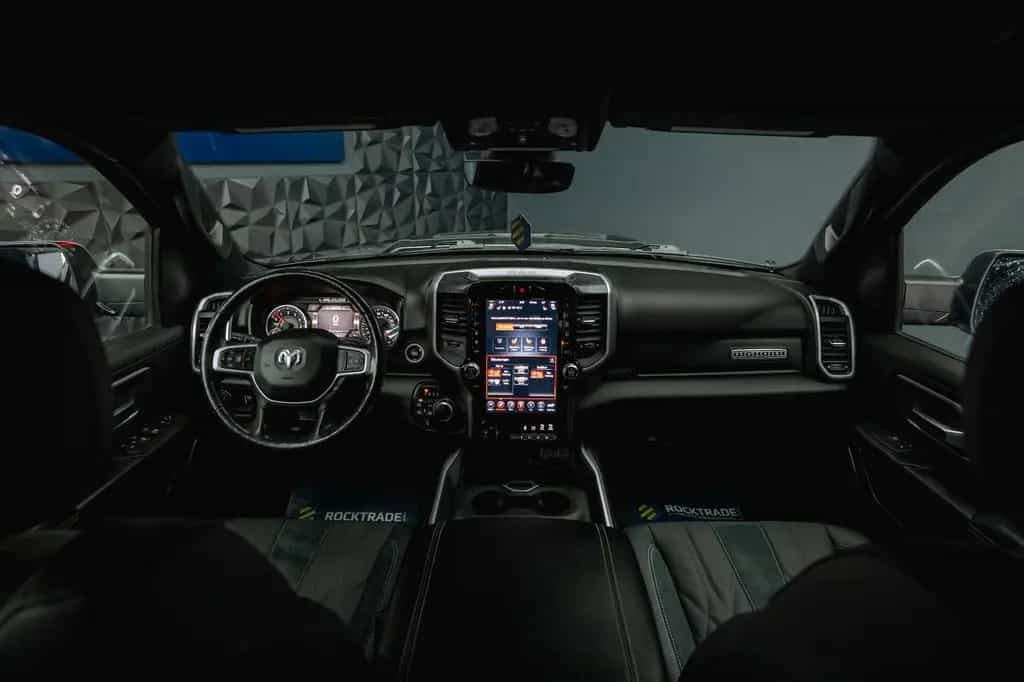 Dodge RAM 5.7 V8 HEMI 4x4 Offroad Night Limited 19% 12/2020-photo-24