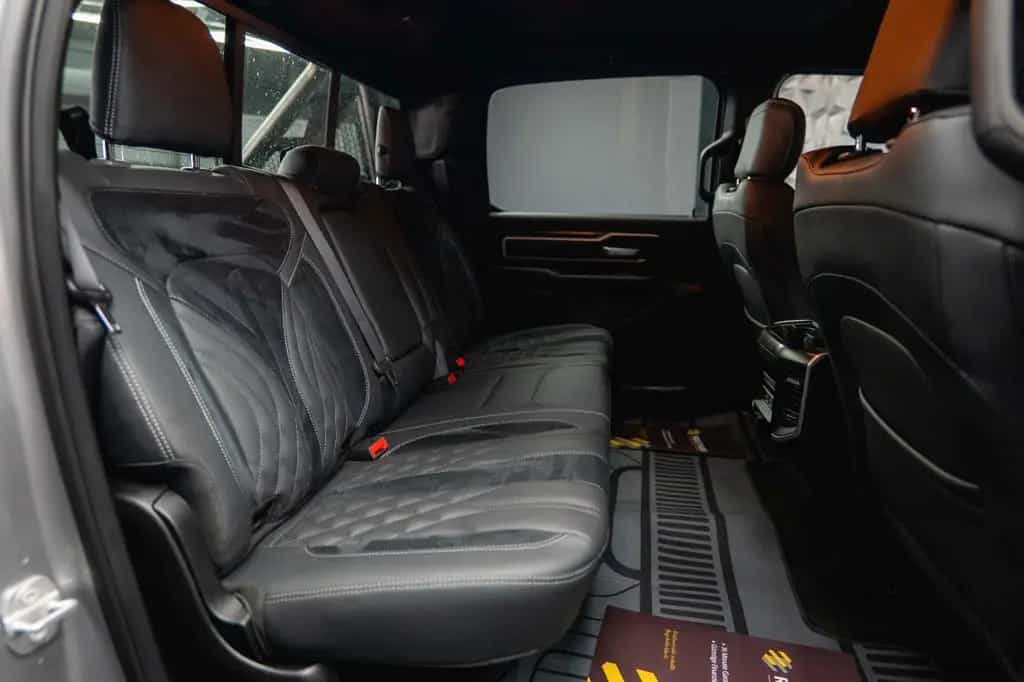 Dodge RAM 5.7 V8 HEMI 4x4 Offroad Night Limited 19% 12/2020-photo-42