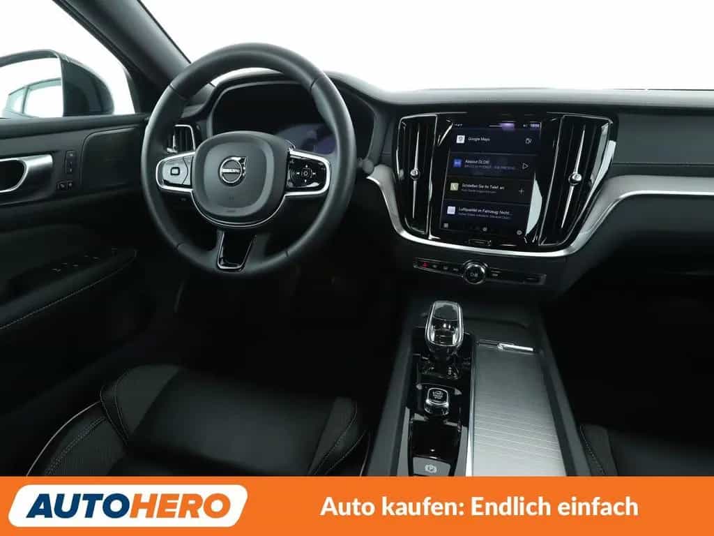 Volvo S60 2.0 B5 Mild-Hybrid Ultimate Dark AWD Aut*LED 10/2023-photo-12