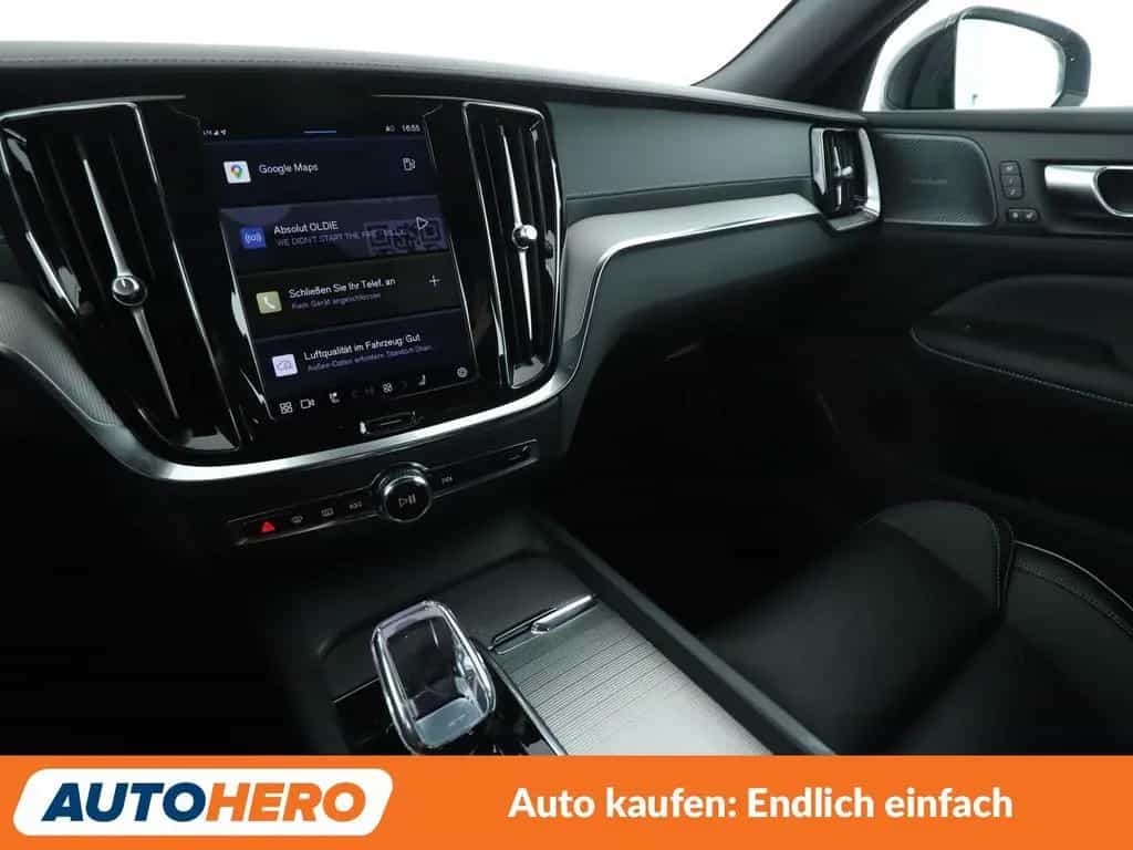 Volvo S60 2.0 B5 Mild-Hybrid Ultimate Dark AWD Aut*LED 10/2023-photo-22