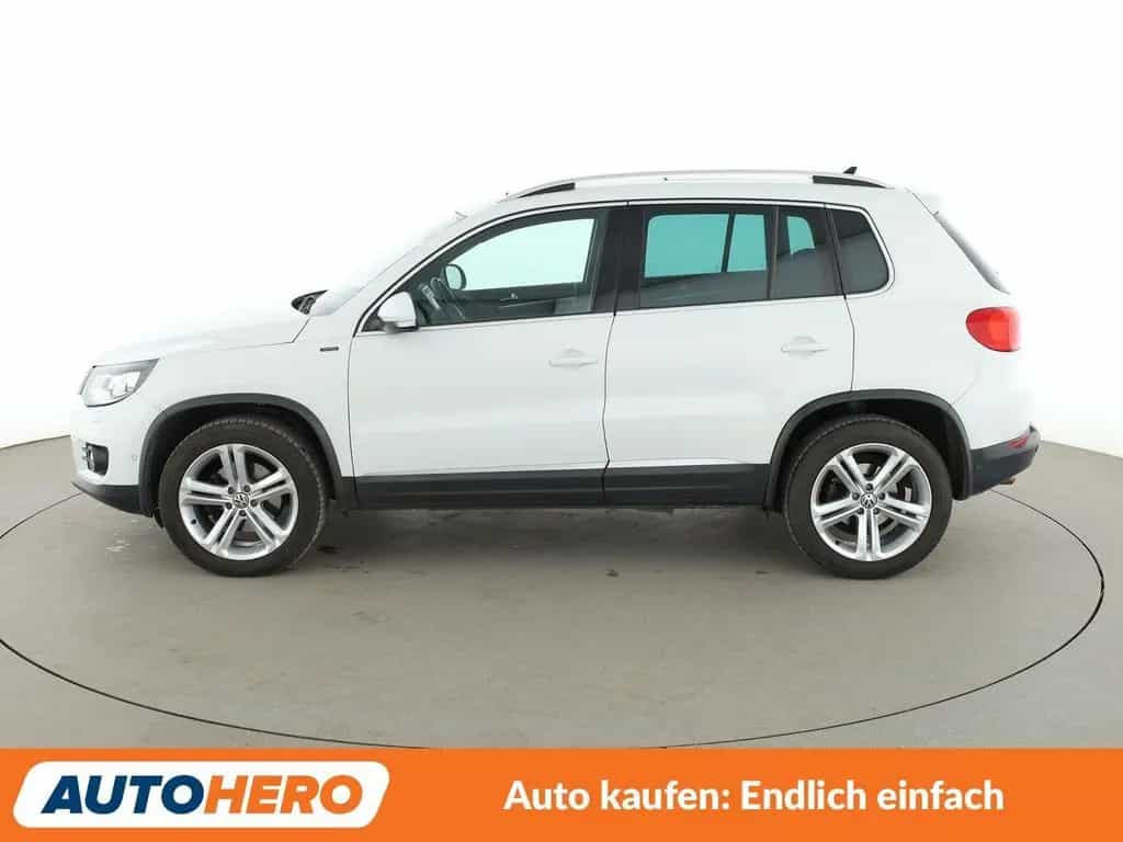 Volkswagen Tiguan 1.4 TSI Lounge Sport & Style BMT Aut.*NAV 04/2016-photo-2