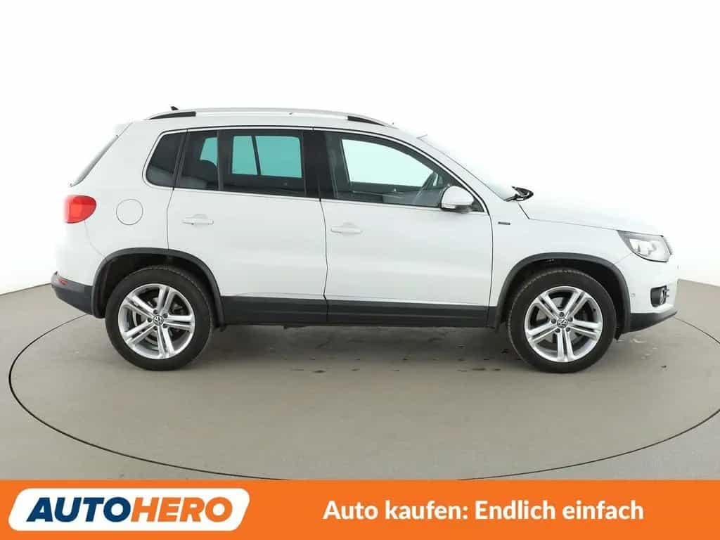 Volkswagen Tiguan 1.4 TSI Lounge Sport & Style BMT Aut.*NAV 04/2016-photo-6