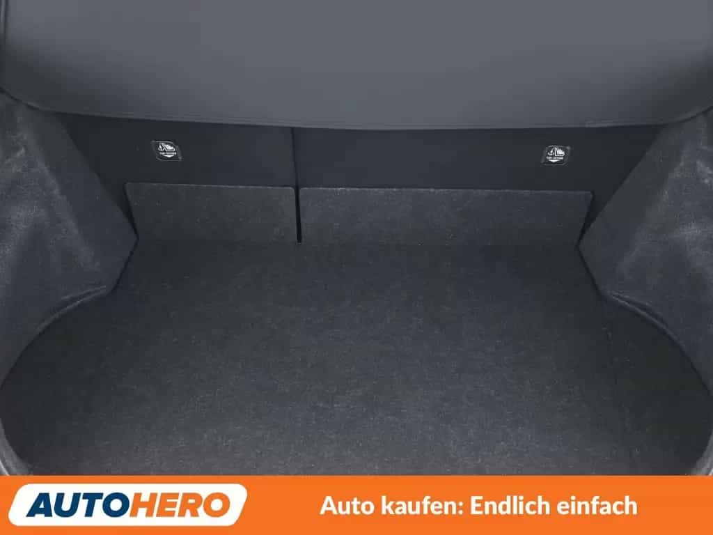 Toyota Yaris 1.6 Turbo GR*NAVI*LED*ACC*CAM*SHZ* 07/2021-photo-17