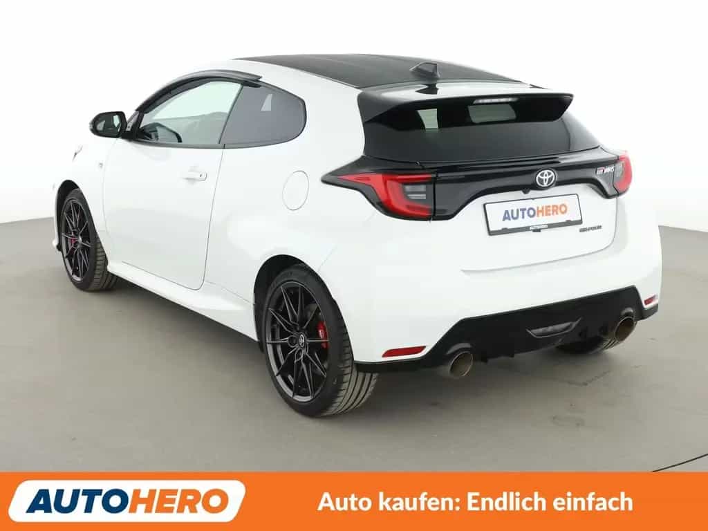 Toyota Yaris 1.6 Turbo GR*NAVI*LED*ACC*CAM*SHZ* 07/2021-photo-3