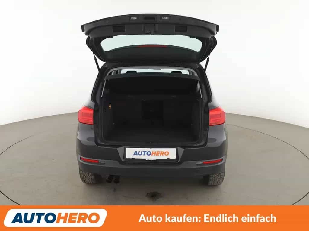 Volkswagen Tiguan 1.4 TSI Trend & Fun BMT*NAVI*SHZ*TEMPO* 01/2016-photo-16