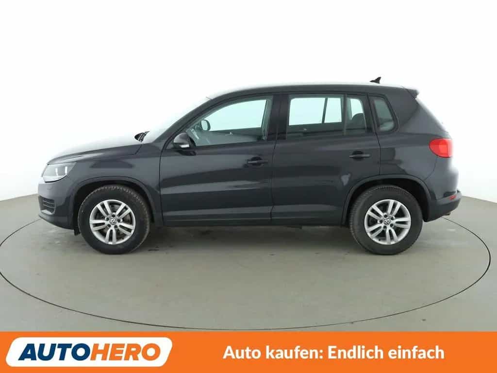 Volkswagen Tiguan 1.4 TSI Trend & Fun BMT*NAVI*SHZ*TEMPO* 01/2016-photo-2