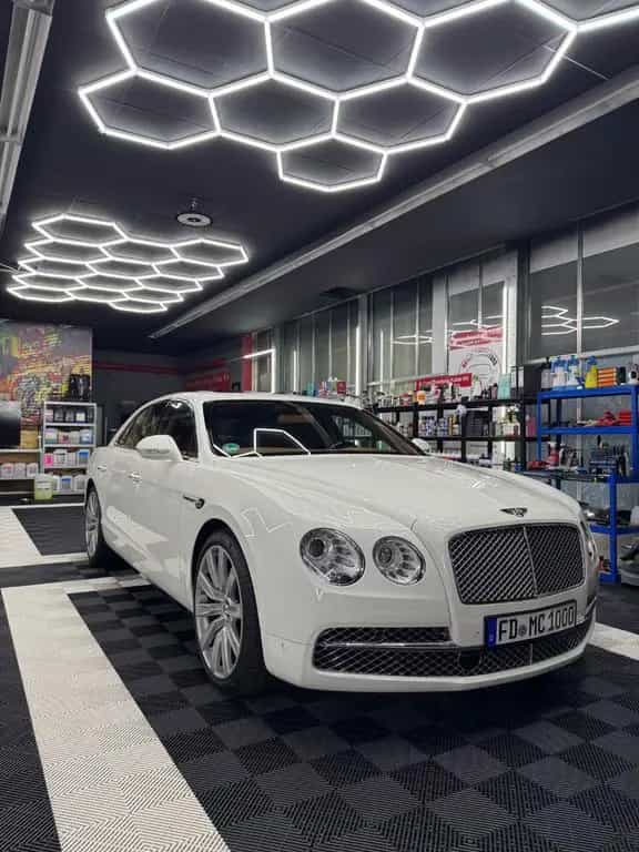 Bentley Flying Spur 6.0 W12 Speed Mulliner Massage TV 10/2014-photo-0