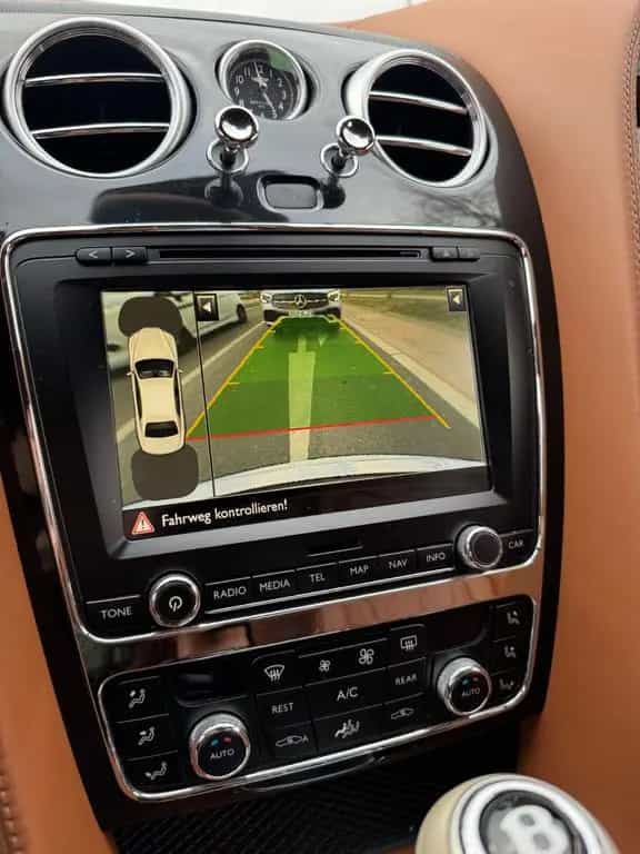 Bentley Flying Spur 6.0 W12 Speed Mulliner Massage TV 10/2014-photo-14