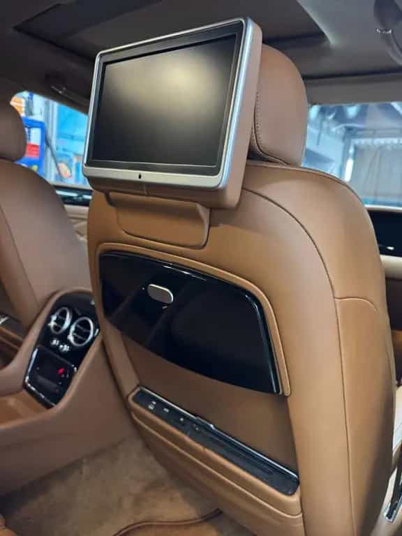 Bentley Flying Spur 6.0 W12 Speed Mulliner Massage TV 10/2014-photo-15