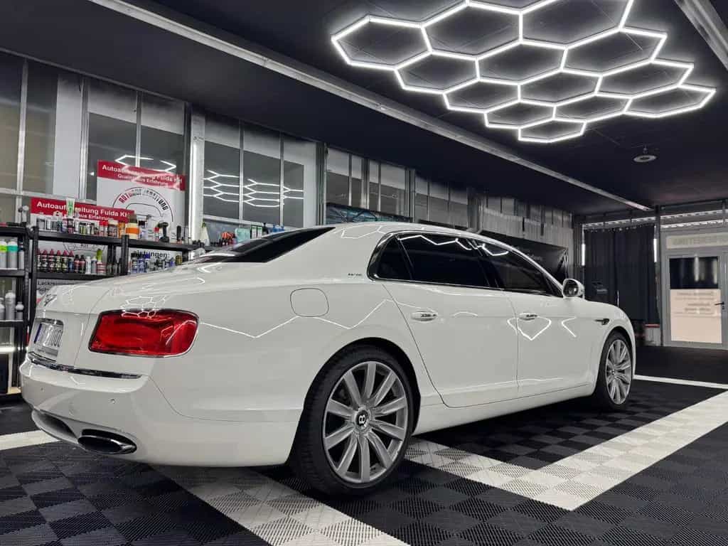 Bentley Flying Spur 6.0 W12 Speed Mulliner Massage TV 10/2014-photo-7