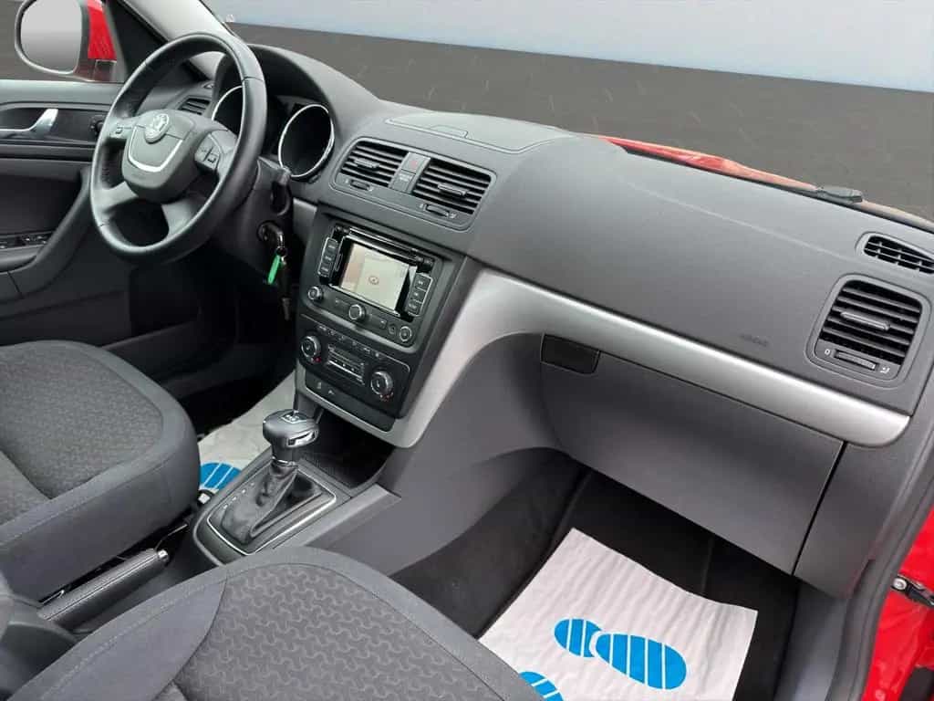 Skoda Yeti 04/2012-photo-9