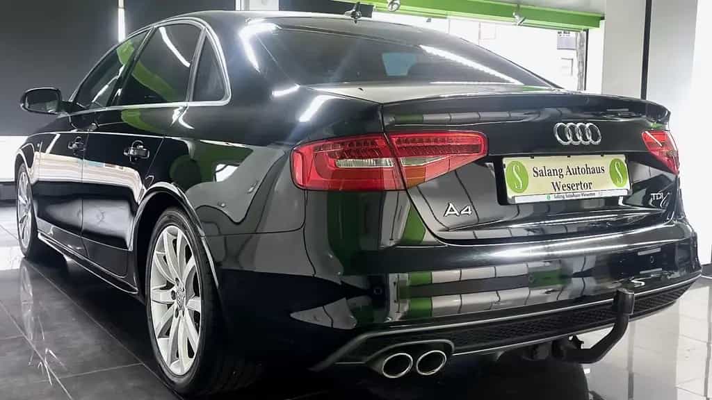 Audi A4 2.0 TDI S Line|Nur 121tkm|MMI|Xenon|Navi+|DAB 03/2016-photo-1