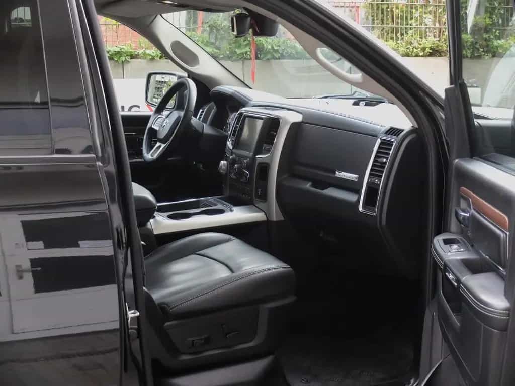 Dodge RAM Diesel aus 1.Hand MWST ausweisbar 08/2018-photo-14