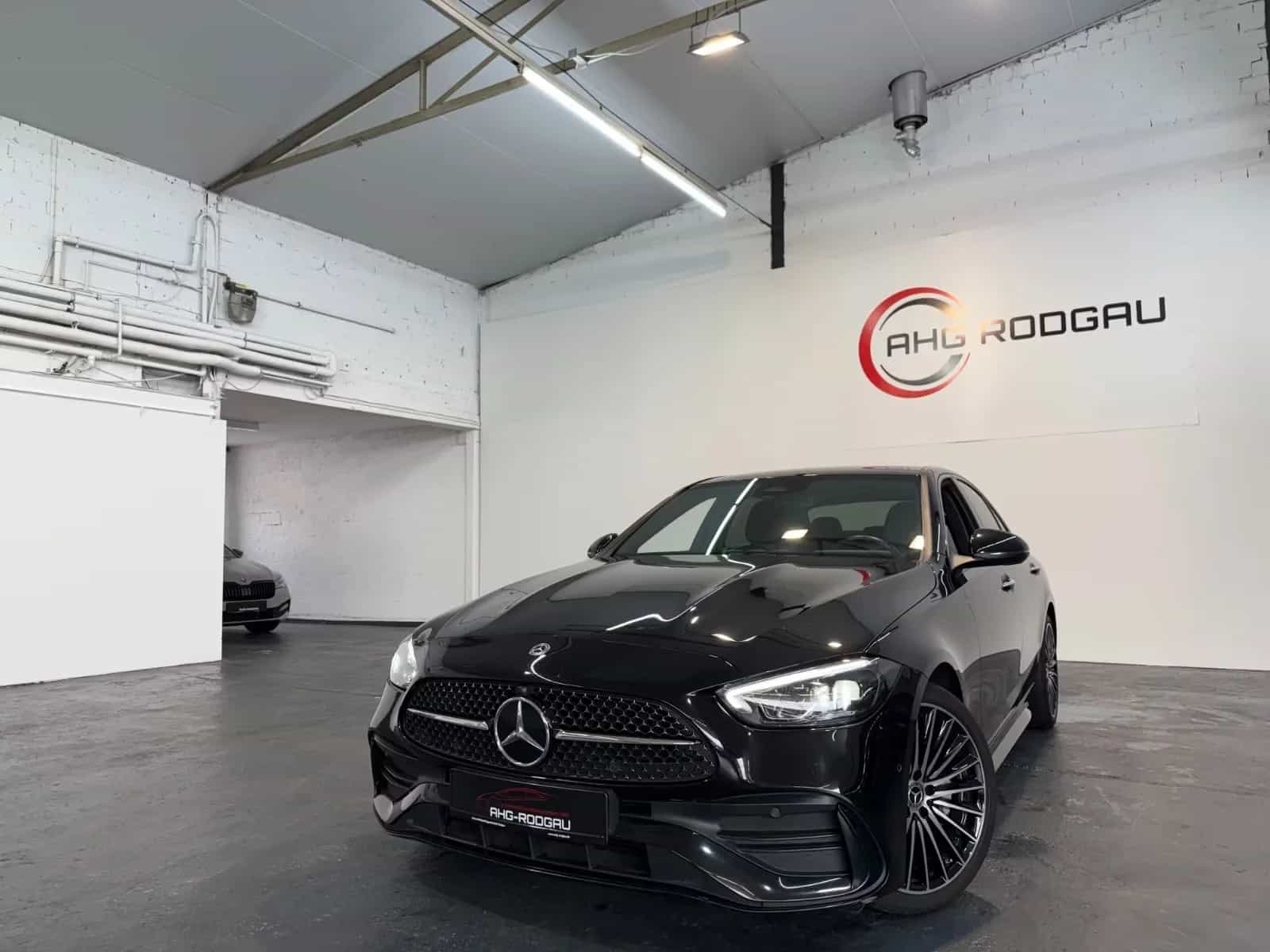 Mercedes-Benz C-Class 220 06/2023-photo-5
