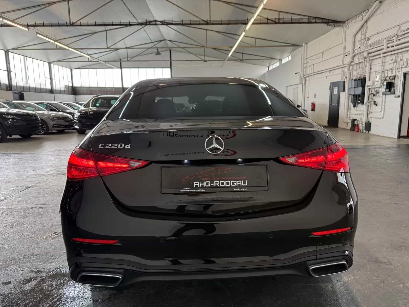 Mercedes-Benz C-Class 220 06/2023-photo-9