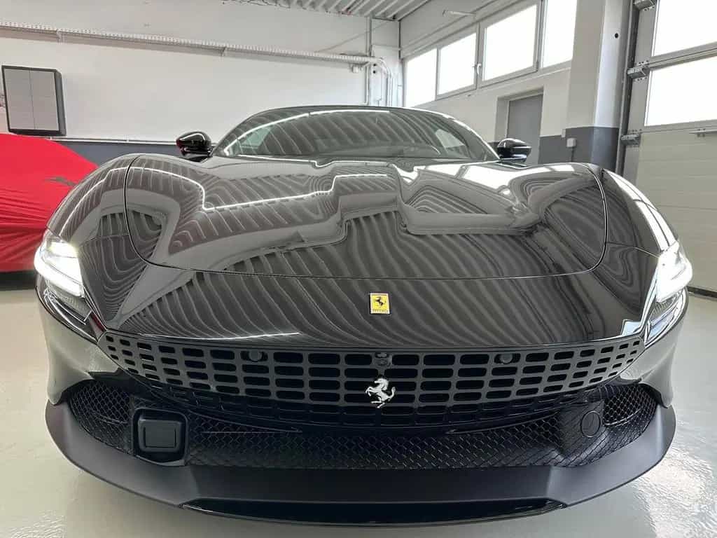 Ferrari Roma / 70km / Carbon / Nero DS / 360 06/2023-photo-0
