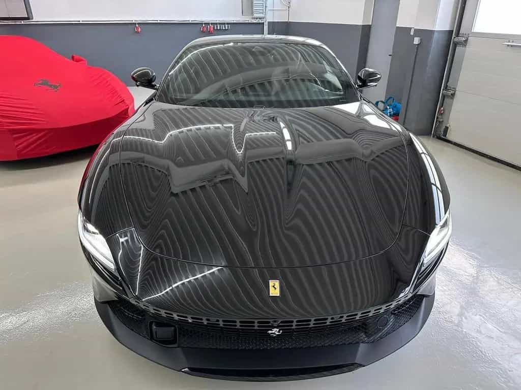 Ferrari Roma / 70km / Carbon / Nero DS / 360 06/2023-photo-1