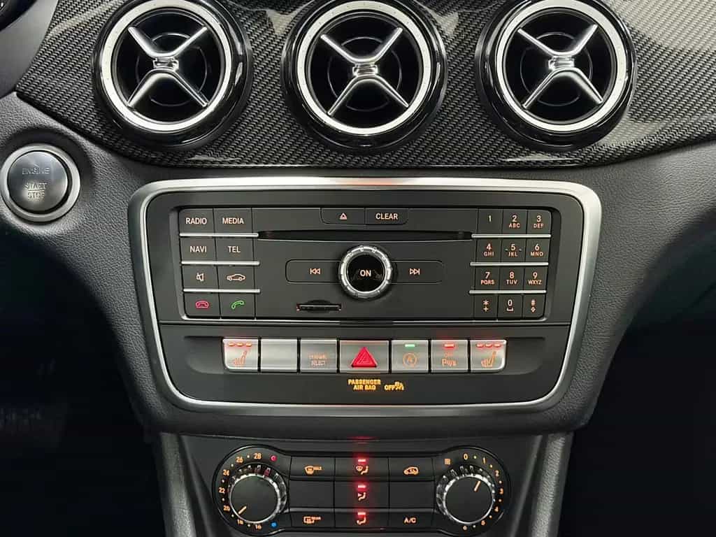 Mercedes-Benz GLA-Class 200 7G-DCT AMG-STYLING-EDITION*TOP-ZUSTAND* 09/2018-photo-14