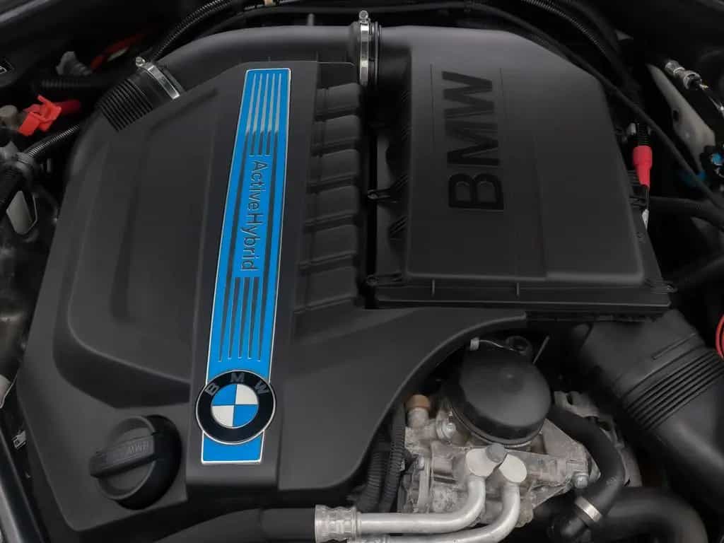 BMW 5 Series 07/2014-photo-13