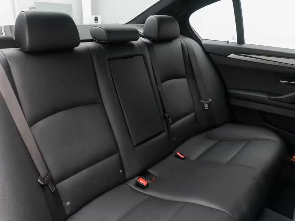 BMW 5 Series 07/2014-photo-28