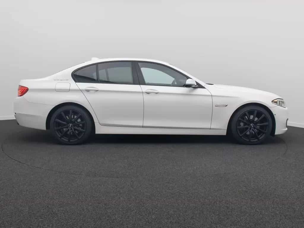BMW 5 Series 07/2014-photo-4
