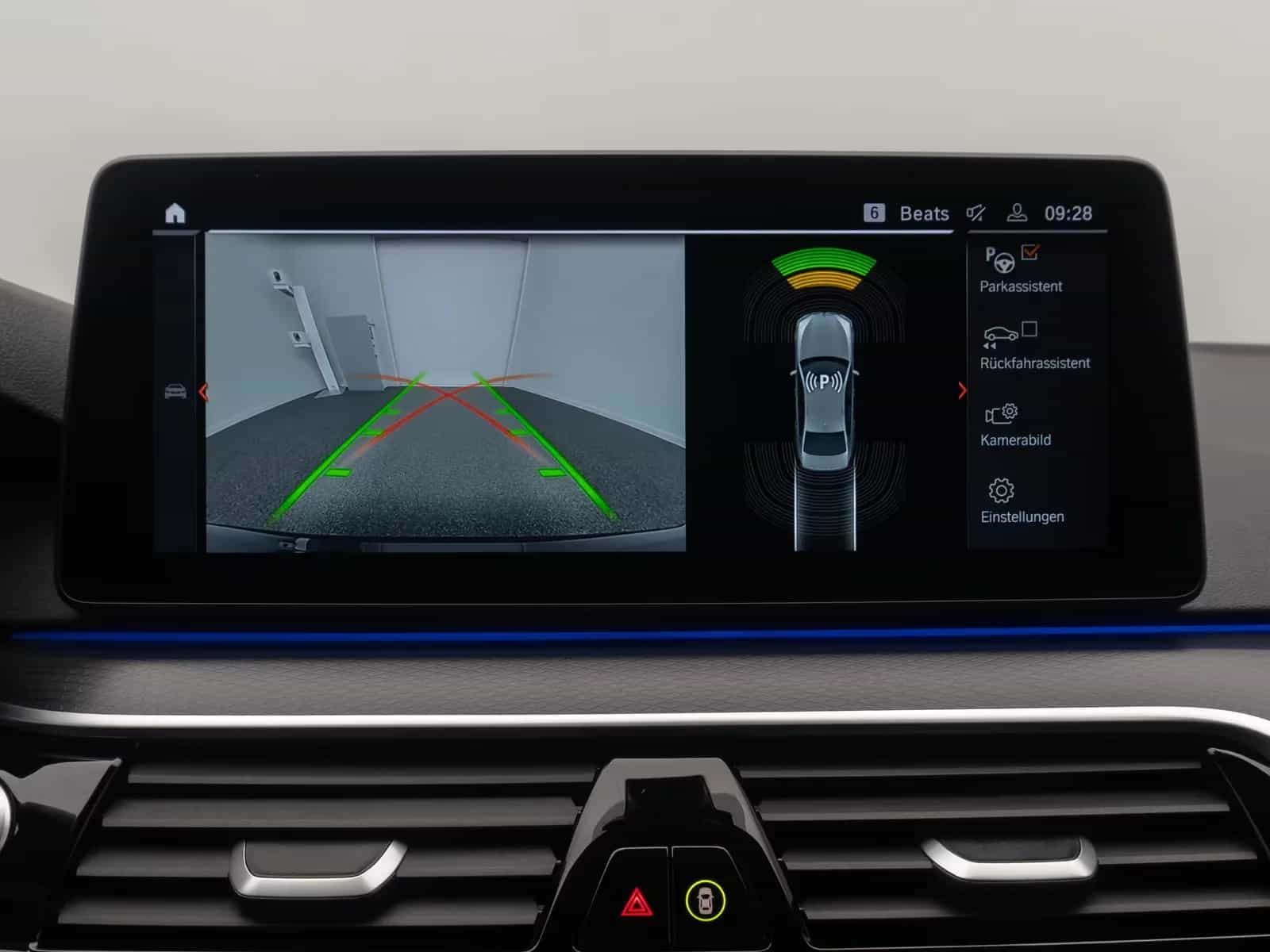 BMW 5 Series 11/2022-photo-41