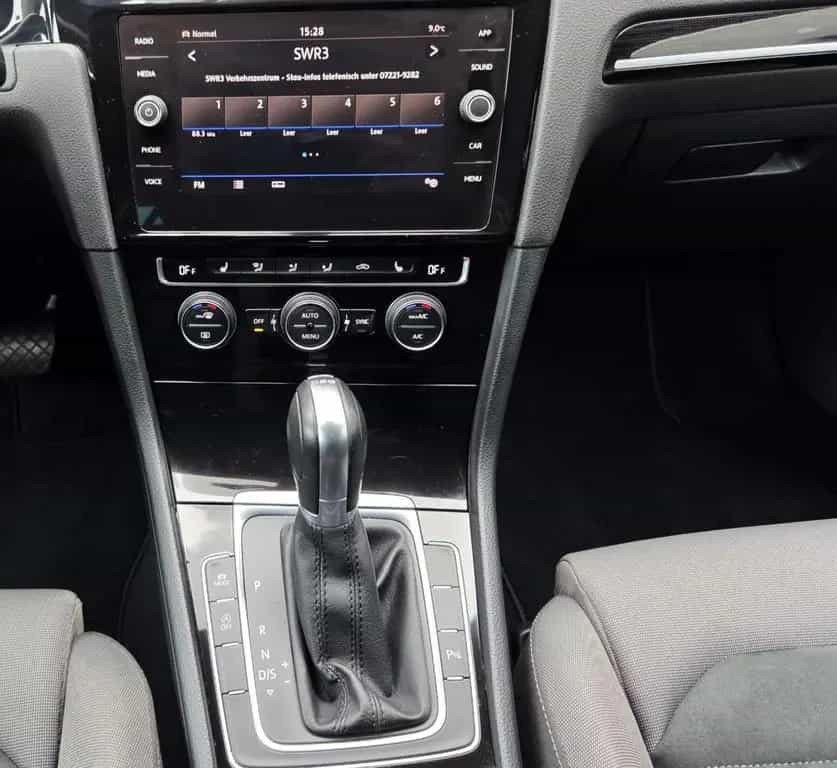 Volkswagen Golf 7 Highline Facelif 1.5TSI-DSG-1.Hand-20TKm 10/2017-photo-14