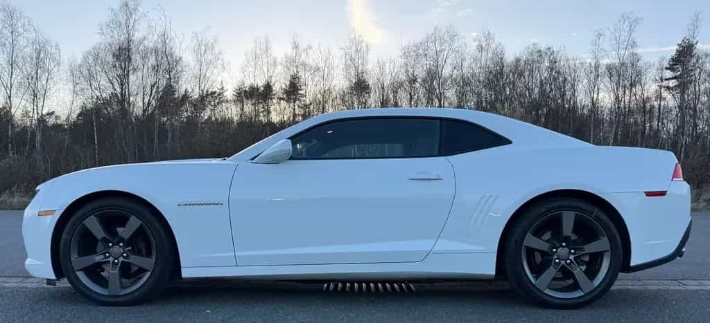 Chevrolet Camaro V6 Klima Schaltgetriebe Alu 20" 07/2015-photo-10