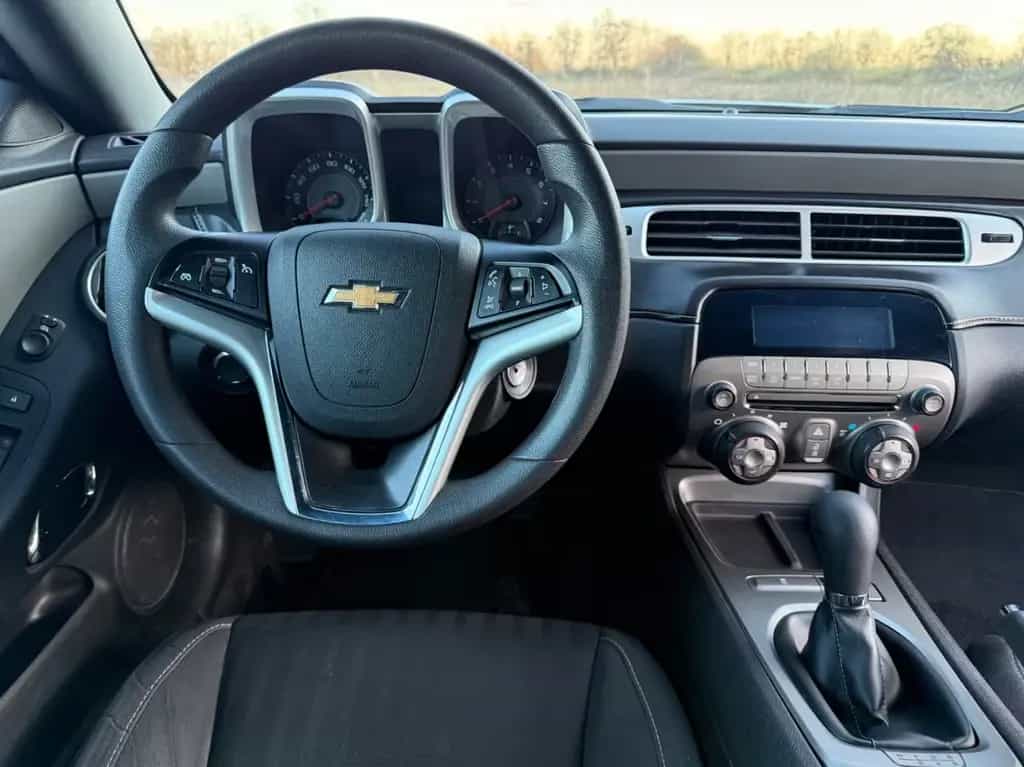 Chevrolet Camaro V6 Klima Schaltgetriebe Alu 20" 07/2015-photo-14