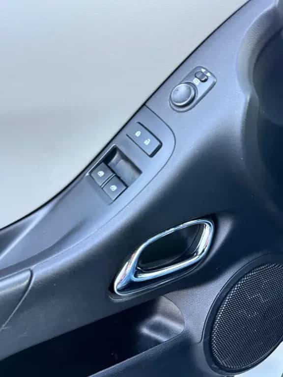 Chevrolet Camaro V6 Klima Schaltgetriebe Alu 20" 07/2015-photo-17