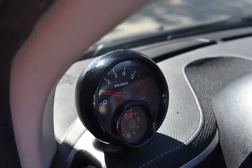 Smart ForTwo BRABUS 109 PS GRAU MATT NAVI KAMERA JBL 12/2016-photo-17