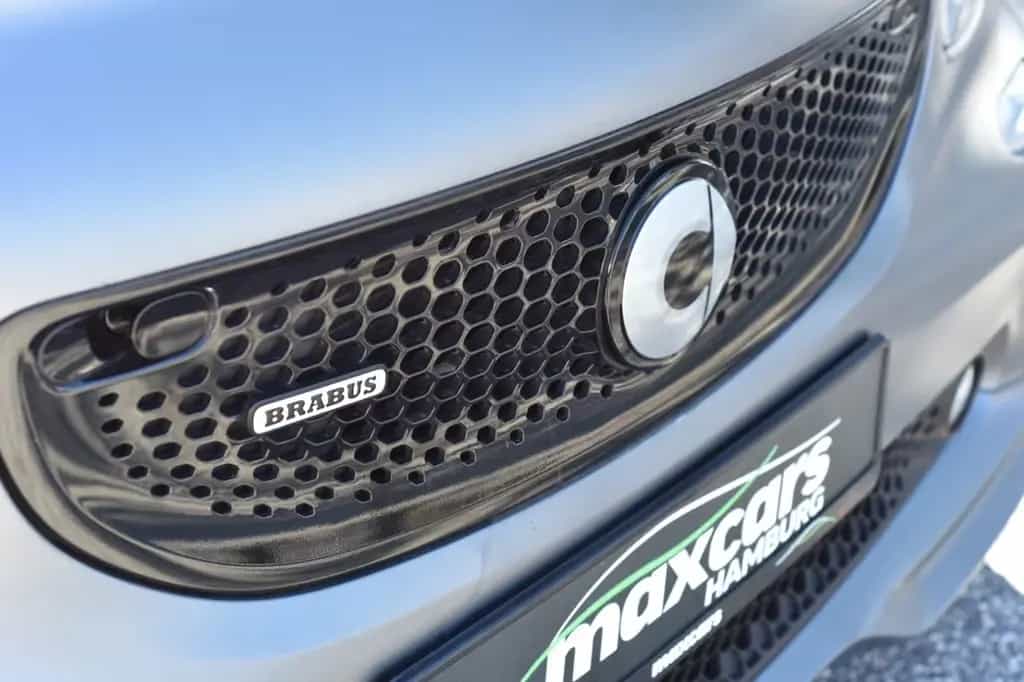 Smart ForTwo BRABUS 109 PS GRAU MATT NAVI KAMERA JBL 12/2016-photo-19
