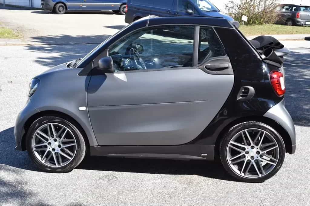 Smart ForTwo BRABUS 109 PS GRAU MATT NAVI KAMERA JBL 12/2016-photo-2