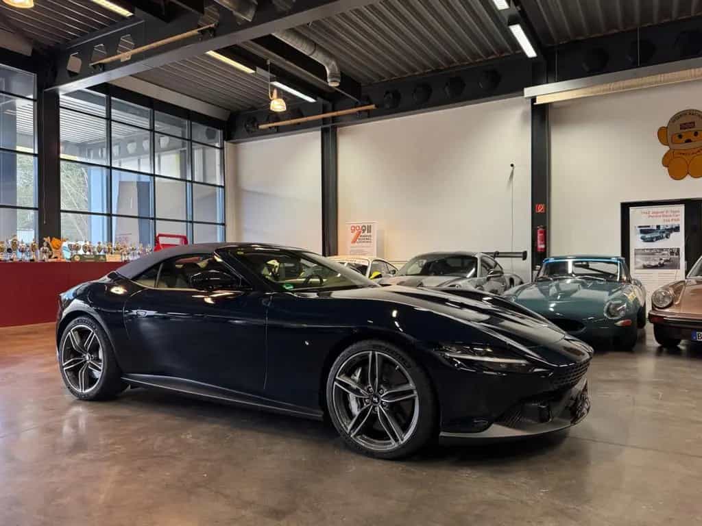 Ferrari Roma Spider ° 1. Hand ° deutsch ° perfekt ° 04/2024-photo-40