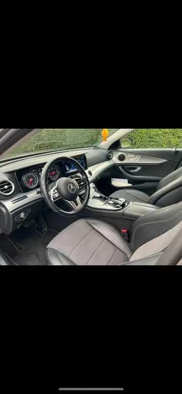 Mercedes-Benz E-Class 220 d 4MATIC Autom. - 09/2019-photo-8