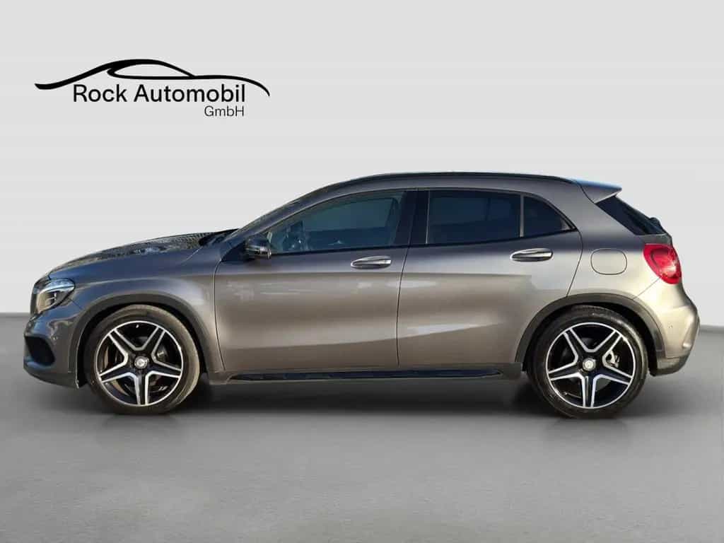 Mercedes-Benz GLA-Class AMG Line 7G *Garantie* 02/2017-photo-6