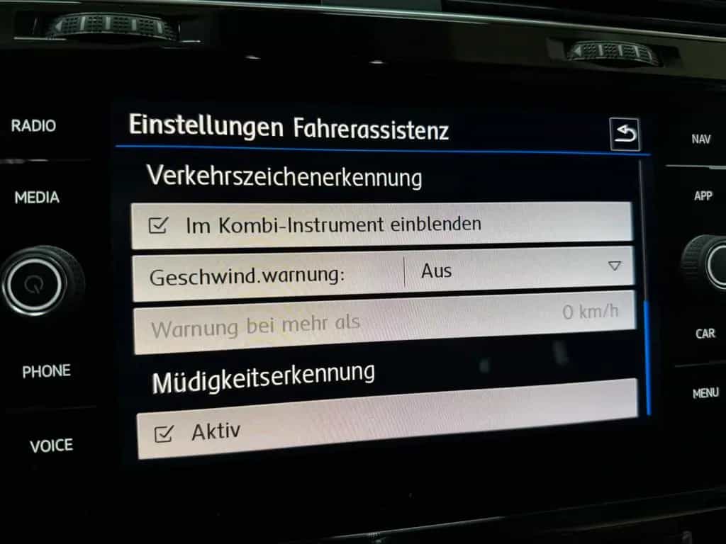 Volkswagen VII Lim. R * DSG * VIRTUAL * DYNAUDIO* 07/2017-photo-25