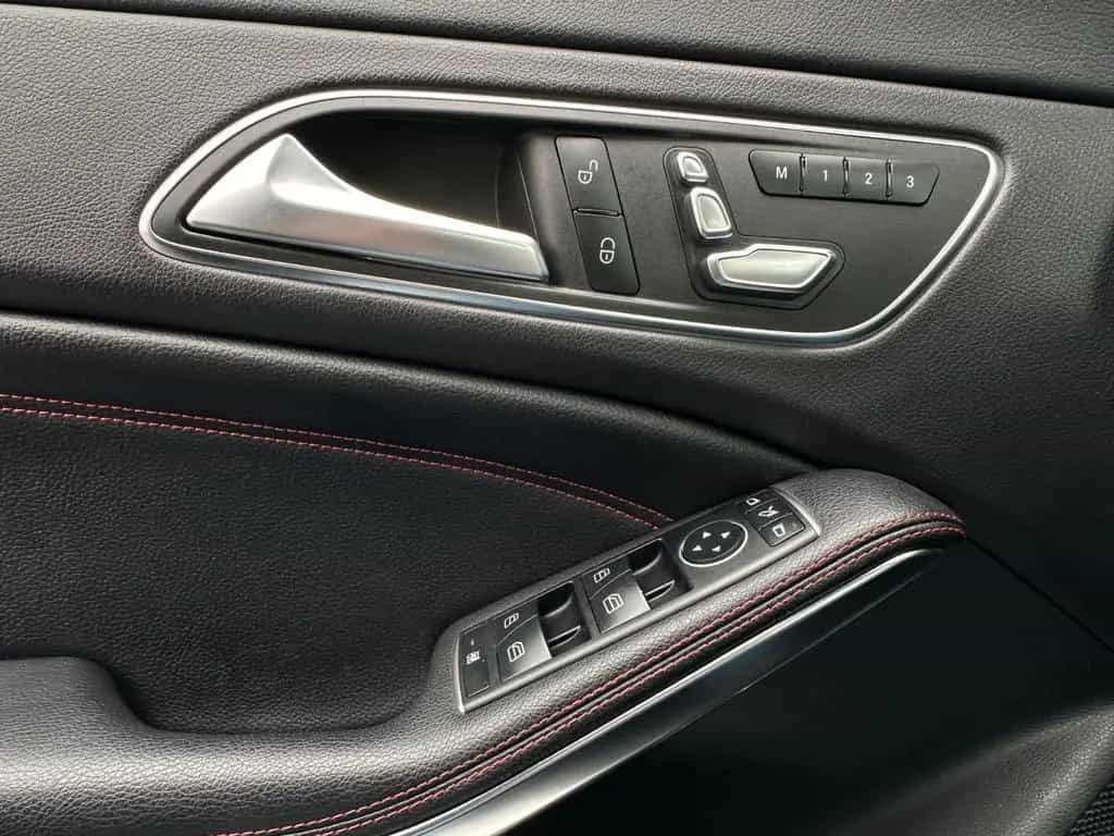 Mercedes-Benz CLA 250 Coupe 7G*AMG*CARBON*PANO*KAMERA*Dist+ 05/2018-photo-14